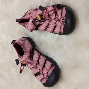 Keen Newport H2O pink water sandals size 2